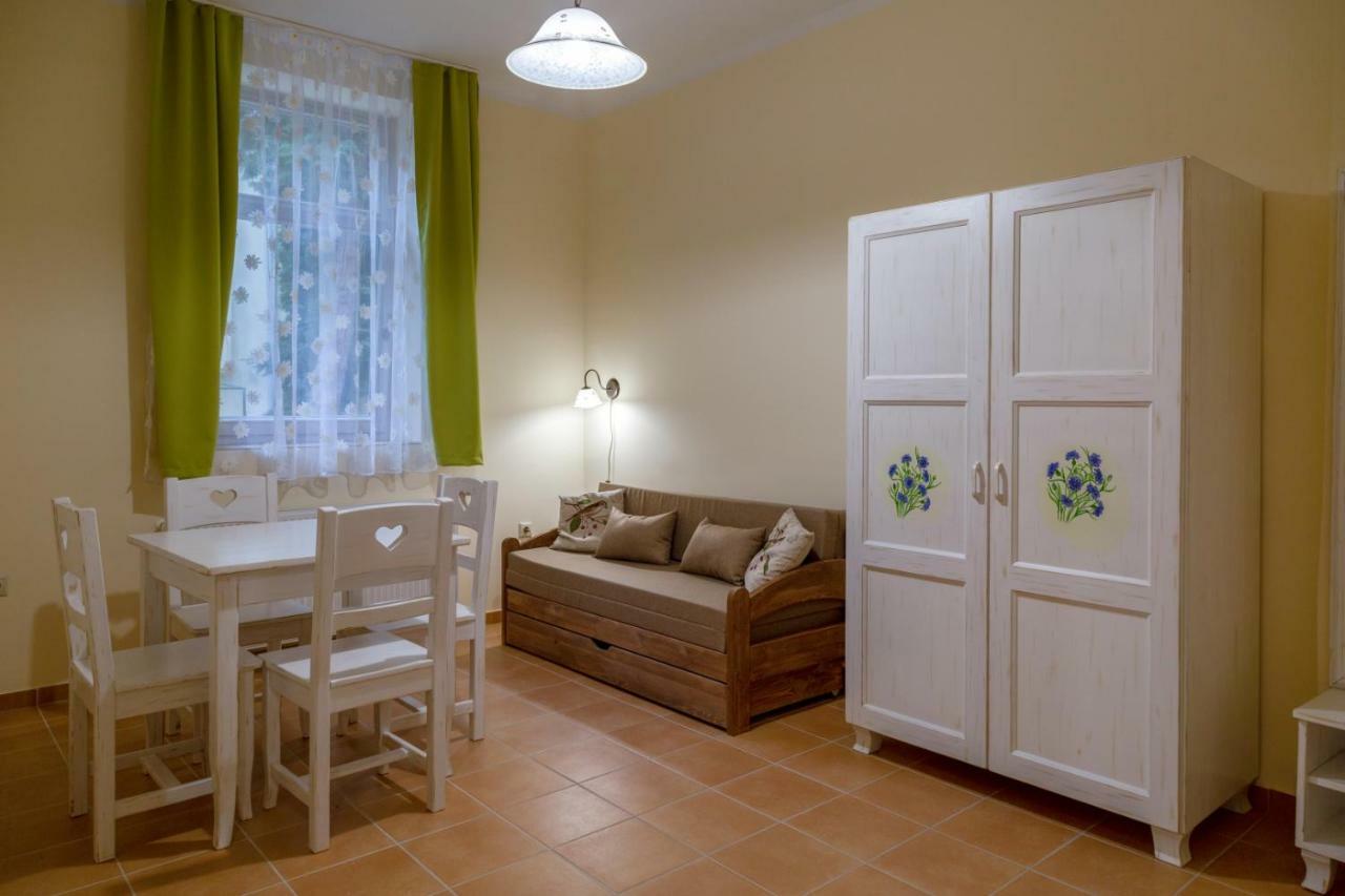 Balzsam Apartmanhaz Harkány Dış mekan fotoğraf