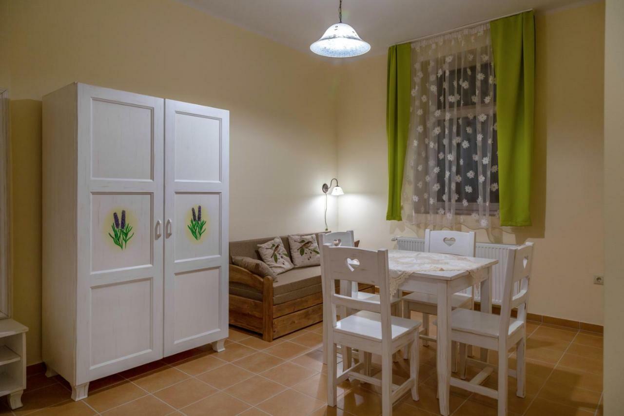 Balzsam Apartmanhaz Harkány Dış mekan fotoğraf