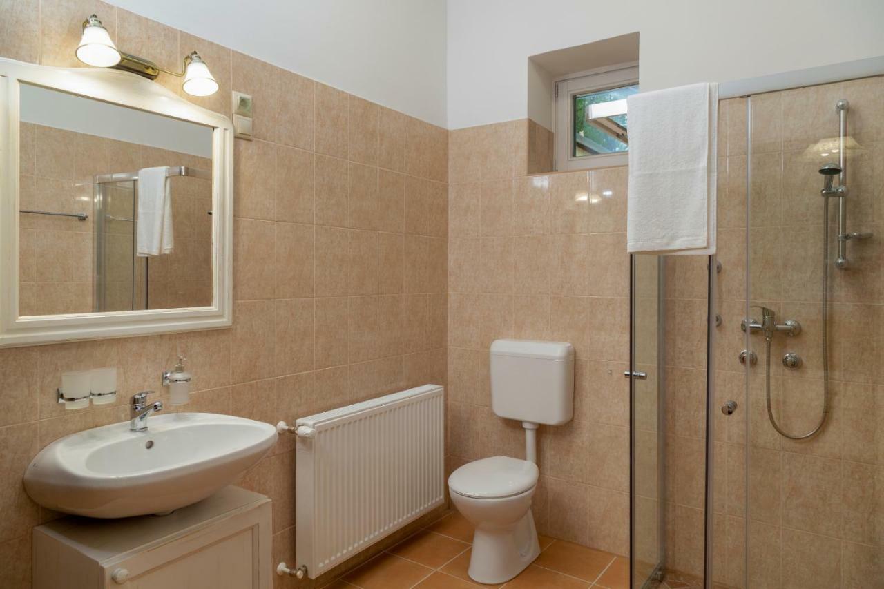 Balzsam Apartmanhaz Otel Harkány Dış mekan fotoğraf